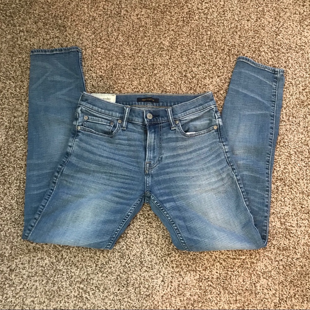 Abercrombie & Fitch Super Skinny Stretch.( Men’s)